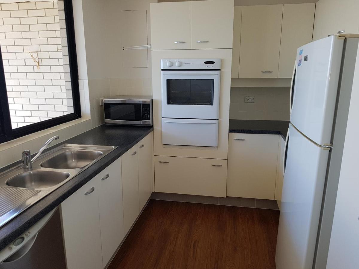 Burgess @ Kings Beach Apartments Caloundra Exteriör bild